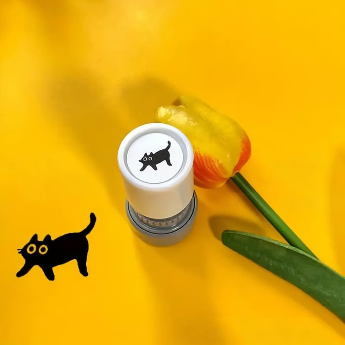 🐱 Cute Kitten Design Round Self-inking Stamp 🐾