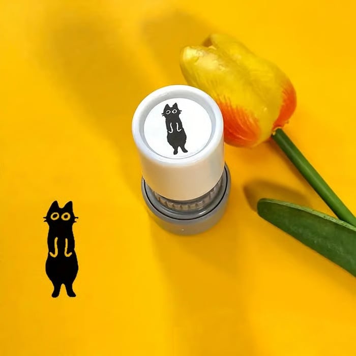 🐱 Cute Kitten Design Round Self-inking Stamp 🐾