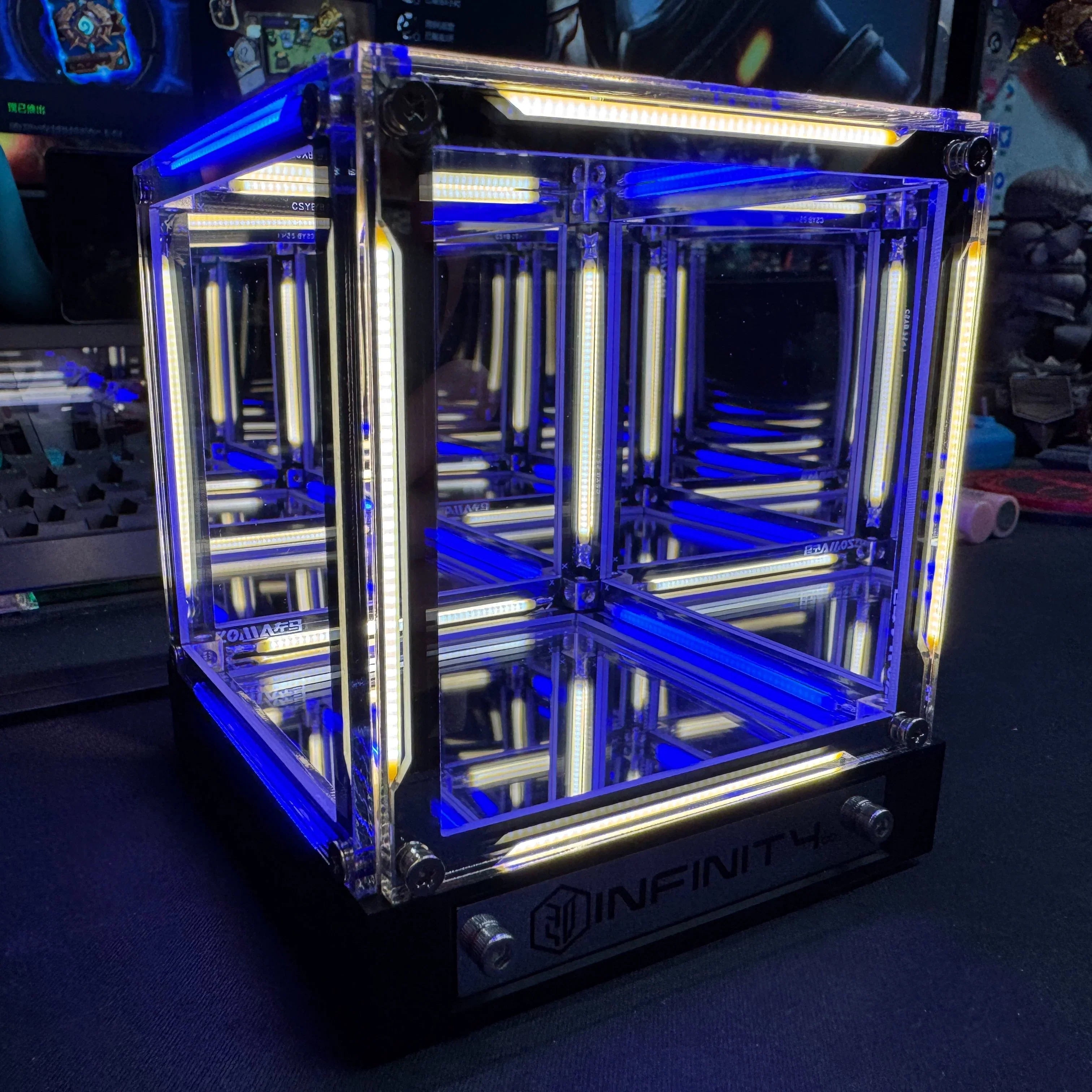 Infinite Abyss Cube – 4D RGB Mirror Lamp, Wireless & Touch Control