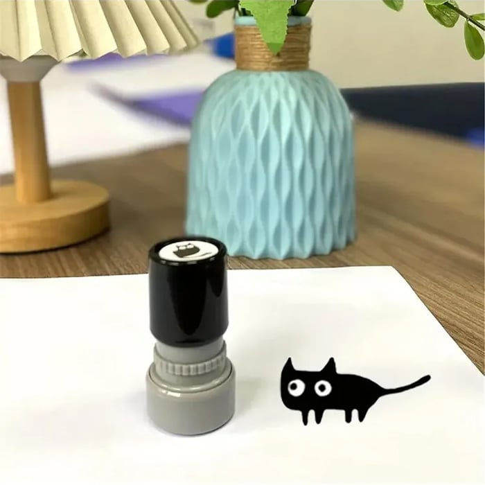 🐱 Cute Kitten Design Round Self-inking Stamp 🐾